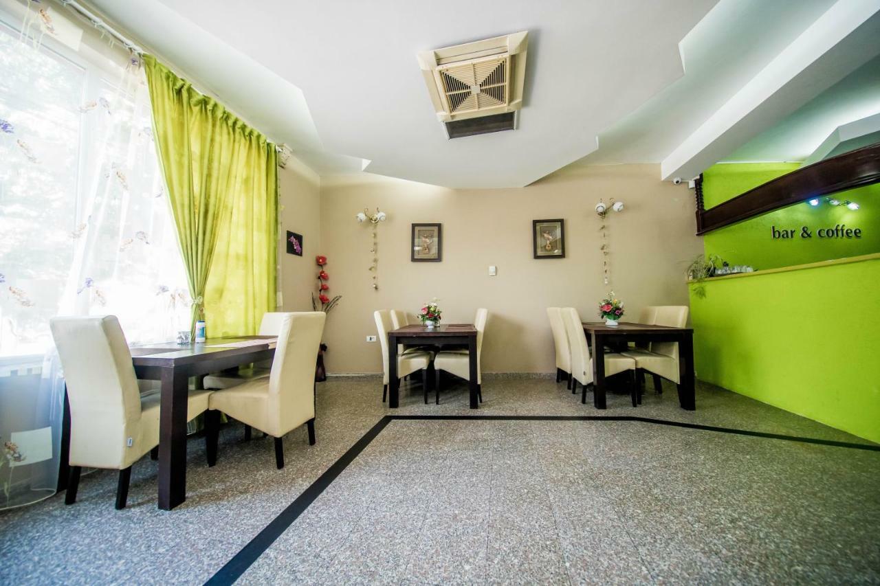 Hotel Darosy Арад Екстер'єр фото