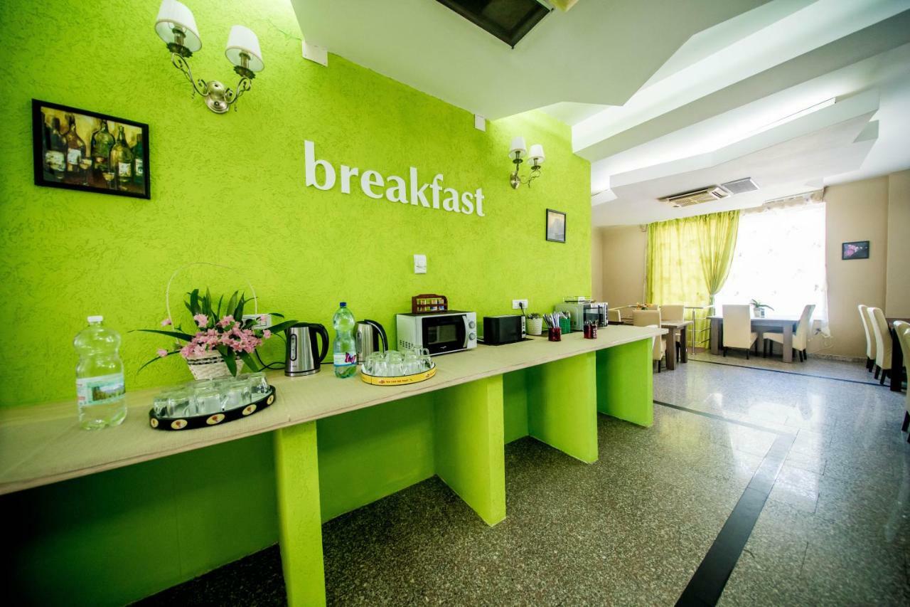 Hotel Darosy Арад Екстер'єр фото