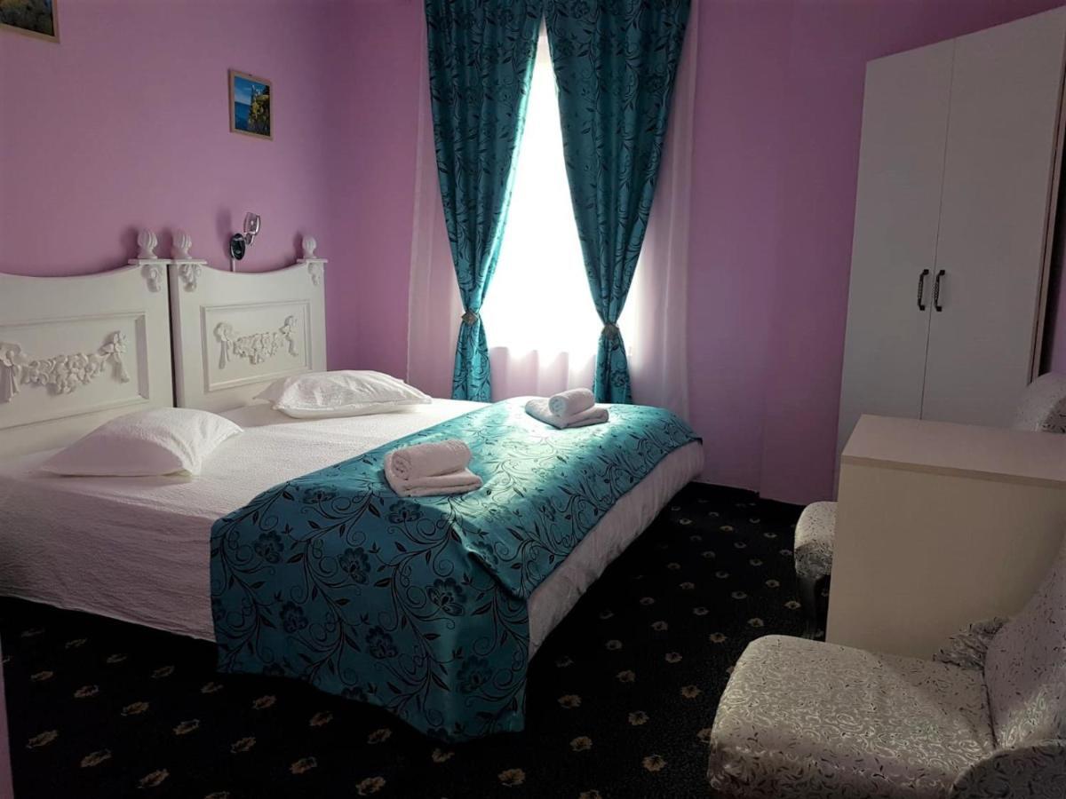Hotel Darosy Арад Екстер'єр фото